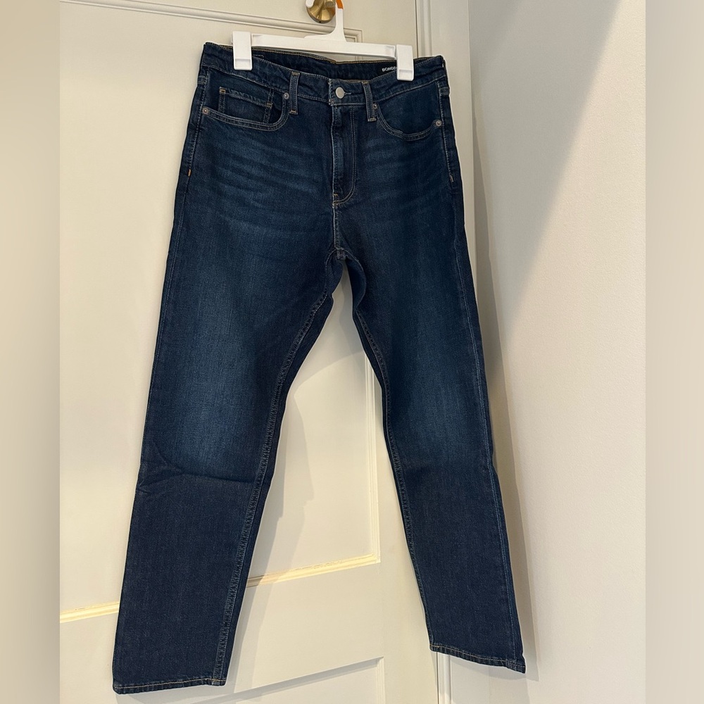 Bonobos Midnight Dream Wash Athletic All Season Jeans New in packaging.